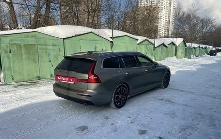 Volvo V60 II, 2019 год, 3 000 000 рублей, 6 фотография