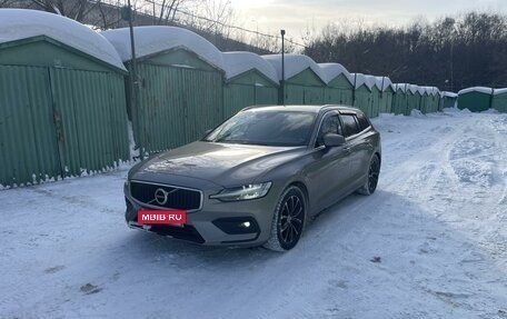 Volvo V60 II, 2019 год, 3 000 000 рублей, 4 фотография