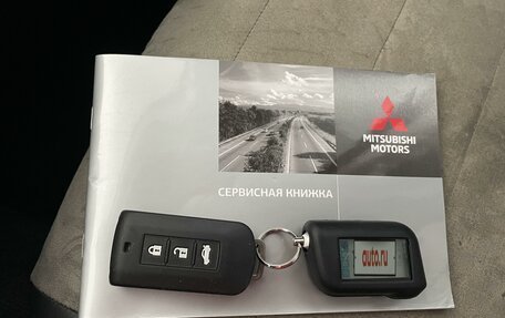 Mitsubishi Pajero Sport III рестайлинг, 2018 год, 4 250 000 рублей, 26 фотография
