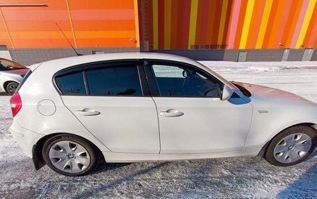 BMW 1 серия, 2011 год, 1 025 000 рублей, 6 фотография