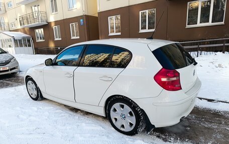 BMW 1 серия, 2011 год, 1 025 000 рублей, 13 фотография