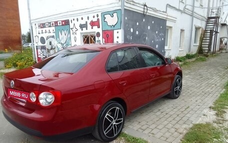 Volkswagen Jetta VI, 2010 год, 550 000 рублей, 2 фотография