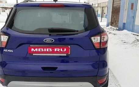 Ford Kuga III, 2018 год, 1 800 000 рублей, 2 фотография