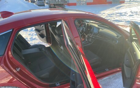 Honda Accord IX рестайлинг, 2019 год, 2 180 000 рублей, 16 фотография
