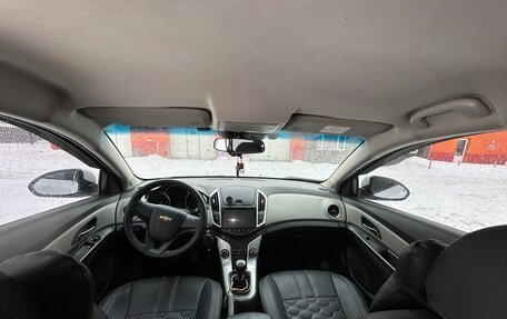 Chevrolet Cruze II, 2012 год, 900 000 рублей, 9 фотография