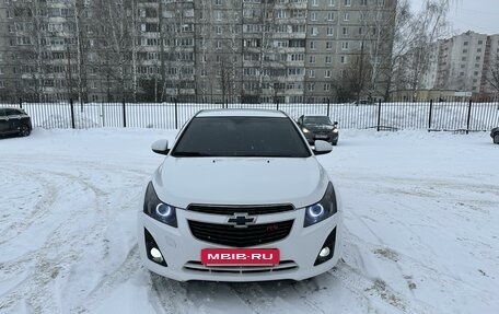 Chevrolet Cruze II, 2012 год, 900 000 рублей, 2 фотография