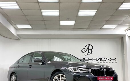 BMW 5 серия, 2020 год, 5 375 000 рублей, 3 фотография