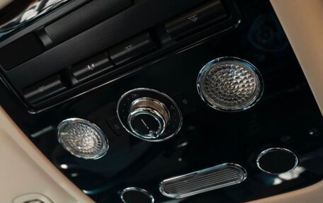 Bentley Continental Flying Spur, 2011 год, 4 900 000 рублей, 10 фотография