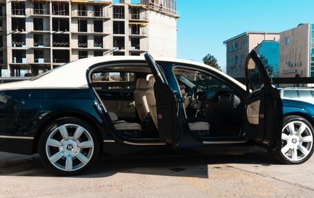 Bentley Continental Flying Spur, 2011 год, 4 900 000 рублей, 13 фотография