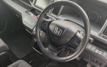 Honda Stepwgn IV, 2012 год, 1 520 000 рублей, 13 фотография
