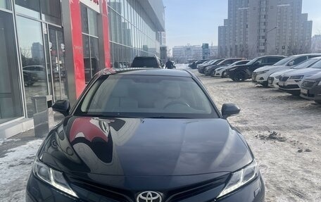 Toyota Camry, 2020 год, 2 950 000 рублей, 1 фотография