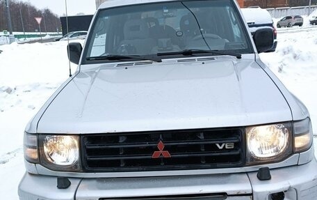 Mitsubishi Pajero III рестайлинг, 1997 год, 1 100 000 рублей, 4 фотография