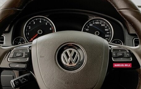 Volkswagen Touareg III, 2015 год, 2 699 000 рублей, 13 фотография