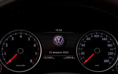 Volkswagen Touareg III, 2015 год, 2 699 000 рублей, 22 фотография