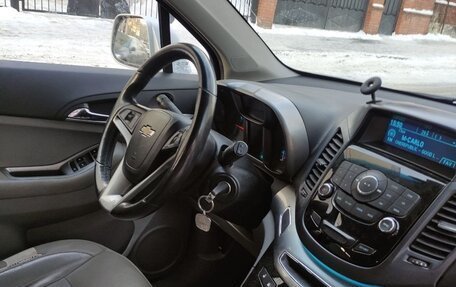 Chevrolet Orlando I, 2012 год, 1 300 000 рублей, 7 фотография