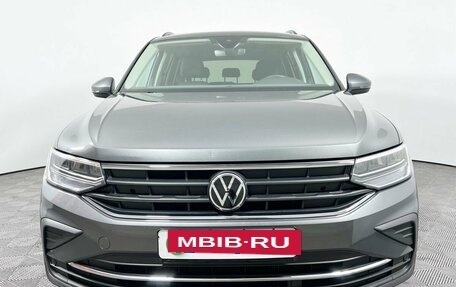 Volkswagen Tiguan II, 2022 год, 3 449 000 рублей, 2 фотография