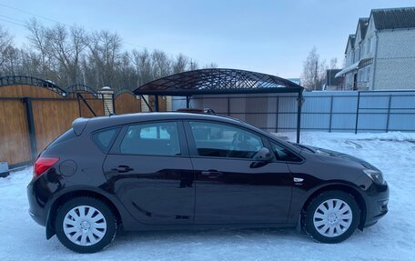 Opel Astra J, 2013 год, 1 080 000 рублей, 6 фотография
