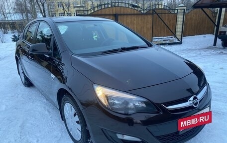Opel Astra J, 2013 год, 1 080 000 рублей, 7 фотография