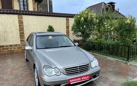 Mercedes-Benz C-Класс, 2004 год, 850 000 рублей, 2 фотография