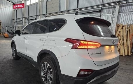 Hyundai Santa Fe IV, 2019 год, 2 800 000 рублей, 6 фотография