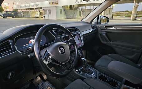 Volkswagen Tiguan II, 2018 год, 3 800 000 рублей, 9 фотография