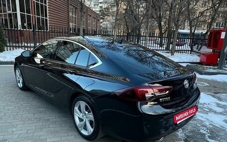 Buick Regal VI, 2017 год, 1 650 000 рублей, 8 фотография