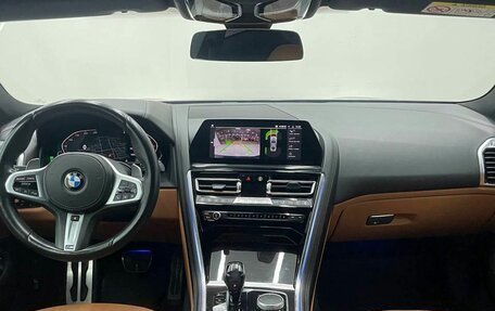 BMW 8 серия, 2019 год, 8 000 000 рублей, 10 фотография