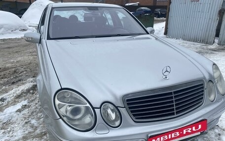 Mercedes-Benz E-Класс, 2002 год, 920 000 рублей, 18 фотография