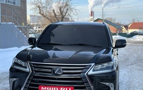 Lexus LX III, 2017 год, 6 999 999 рублей, 3 фотография