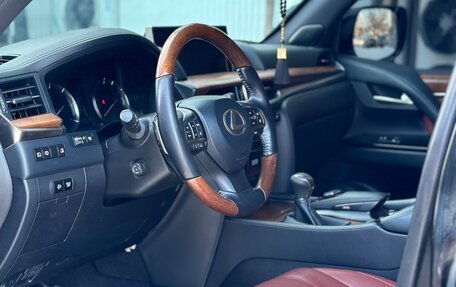 Lexus LX III, 2017 год, 6 999 999 рублей, 8 фотография