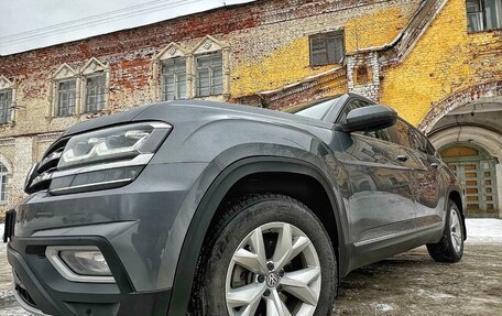 Volkswagen Teramont I, 2019 год, 3 500 000 рублей, 3 фотография