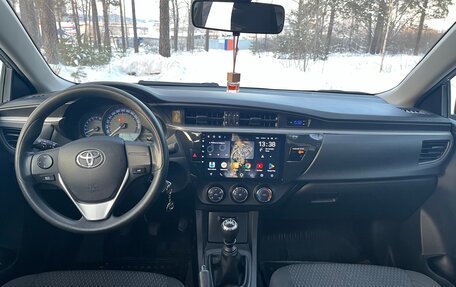 Toyota Corolla, 2013 год, 1 400 000 рублей, 14 фотография
