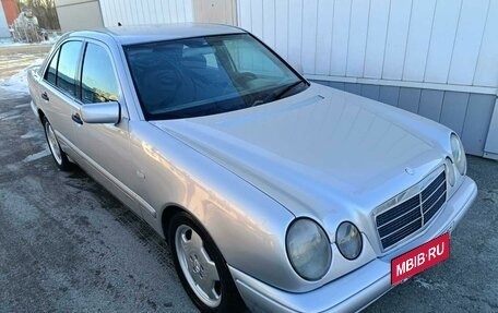 Mercedes-Benz E-Класс, 1998 год, 500 000 рублей, 25 фотография