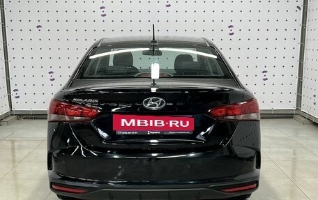 Hyundai Solaris II рестайлинг, 2021 год, 1 830 000 рублей, 5 фотография