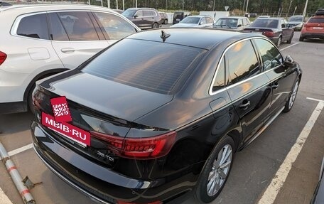 Audi A4, 2019 год, 3 100 000 рублей, 6 фотография