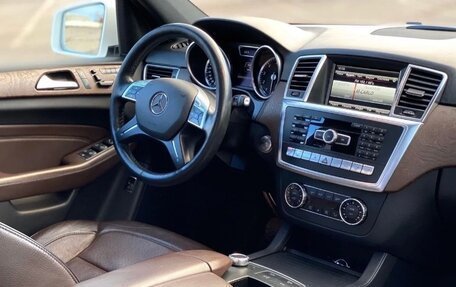 Mercedes-Benz M-Класс, 2013 год, 3 150 000 рублей, 15 фотография