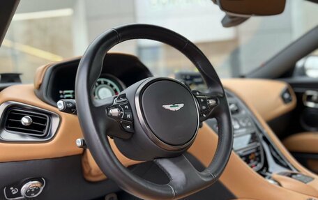Aston Martin DB11 I, 2017 год, 17 200 000 рублей, 28 фотография