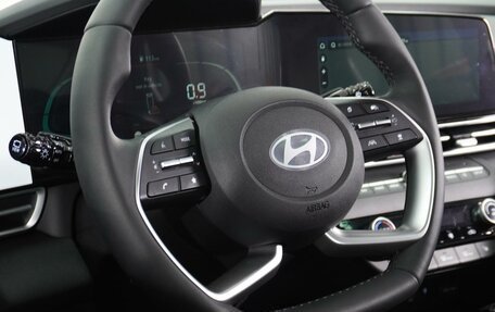 Hyundai Elantra, 2023 год, 2 629 000 рублей, 25 фотография