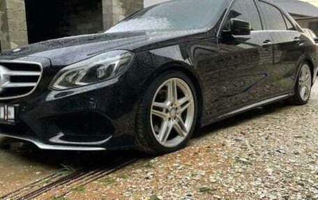 Mercedes-Benz E-Класс, 2013 год, 2 750 000 рублей, 2 фотография