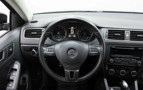 Volkswagen Jetta VI, 2013 год, 1 499 000 рублей, 17 фотография
