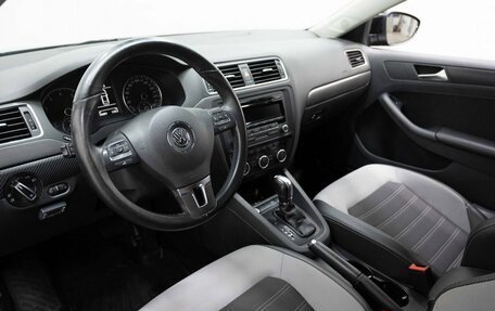 Volkswagen Jetta VI, 2013 год, 1 499 000 рублей, 10 фотография