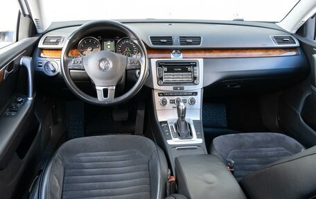Volkswagen Passat B7, 2013 год, 1 665 000 рублей, 6 фотография
