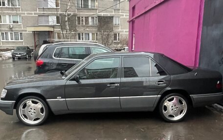Mercedes-Benz E-Класс, 1995 год, 1 200 000 рублей, 10 фотография