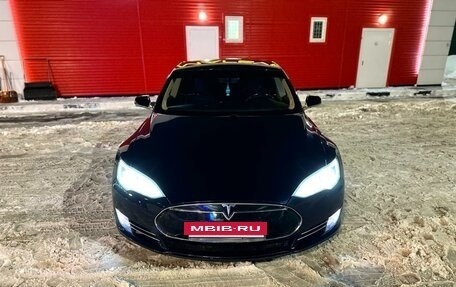 Tesla Model S I, 2014 год, 2 035 000 рублей, 3 фотография