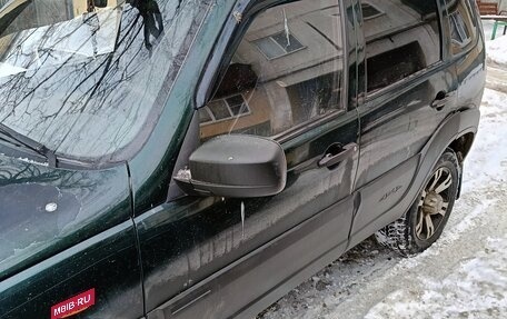 Chevrolet Niva I рестайлинг, 2005 год, 320 000 рублей, 5 фотография