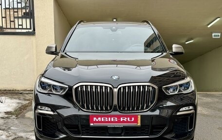 BMW X5, 2019 год, 8 490 000 рублей, 2 фотография
