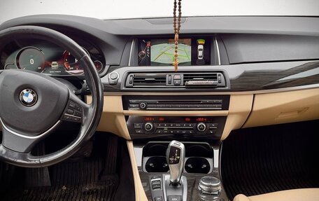 BMW 5 серия, 2016 год, 2 800 000 рублей, 28 фотография