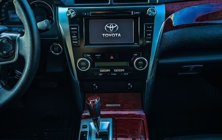 Toyota Camry, 2012 год, 1 820 000 рублей, 20 фотография