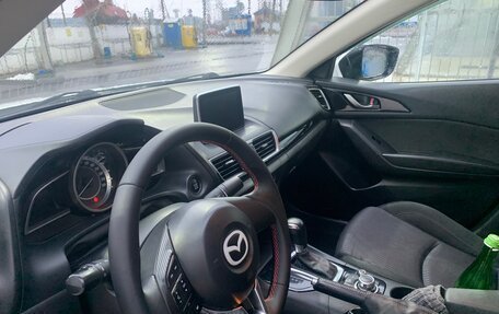 Mazda 3, 2016 год, 1 070 000 рублей, 12 фотография