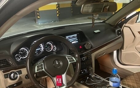 Mercedes-Benz E-Класс, 2013 год, 1 800 000 рублей, 4 фотография